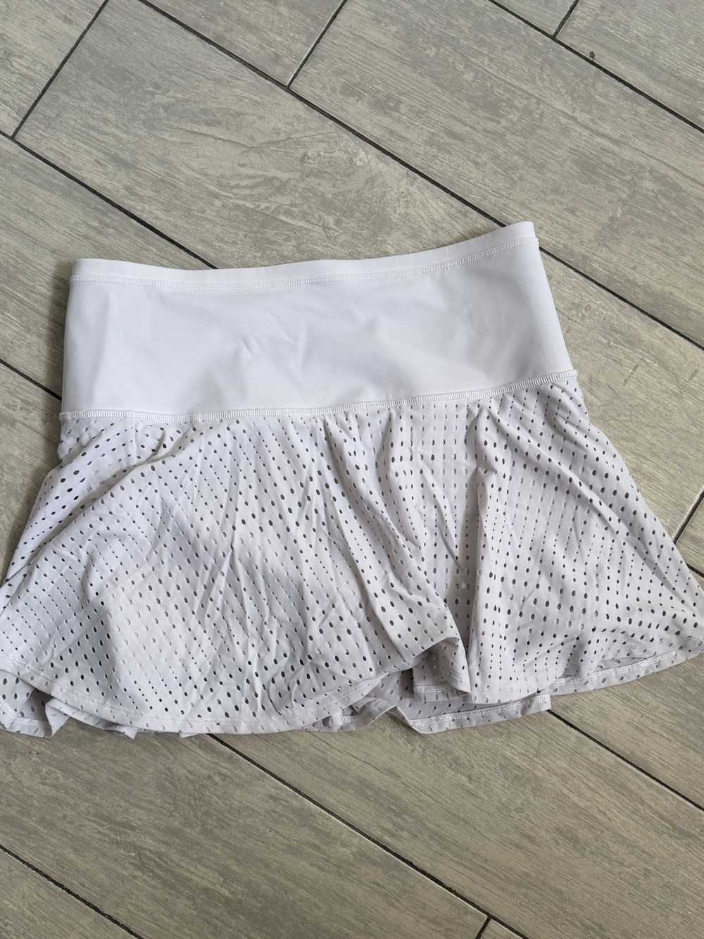 Athleta A-Game 14” Mesh Tennis Skort White Small - Picture 5 of 8